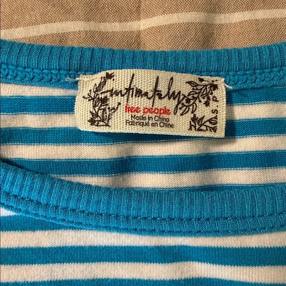 Free people tee - Picture 2 of 2